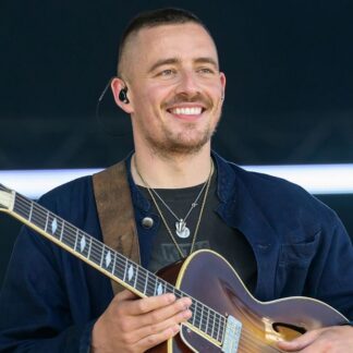 Round Trip Shuttle to Mishawaka for Dermot Kennedy from Equinox Brewing at 6:30 and Vern's Place at 6:15 Friday, October 16th